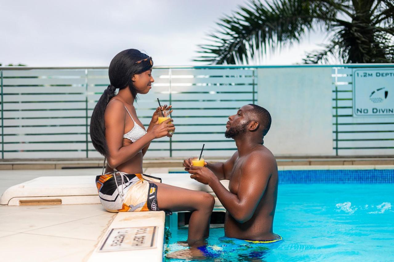 Ibis Styles Accra Airport Hotel Exterior photo