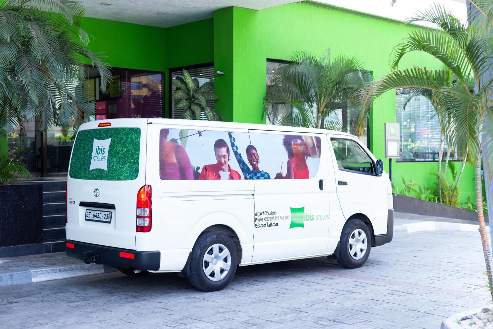 Ibis Styles Accra Airport Hotel Exterior photo