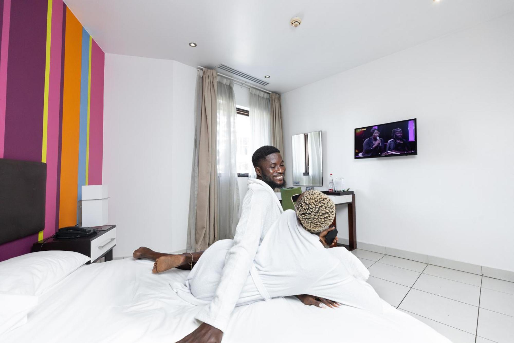 Ibis Styles Accra Airport Hotel Exterior photo