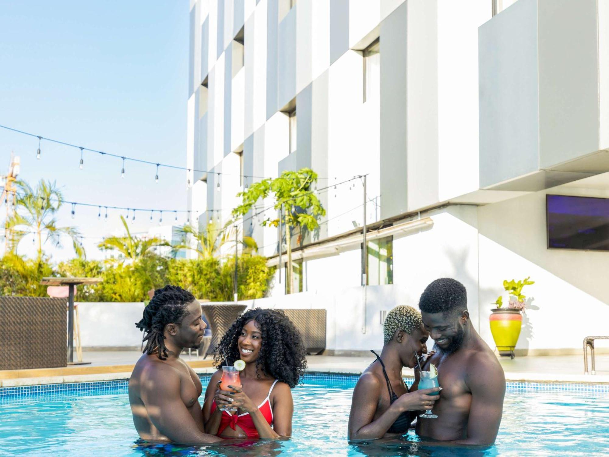 Ibis Styles Accra Airport Hotel Exterior photo