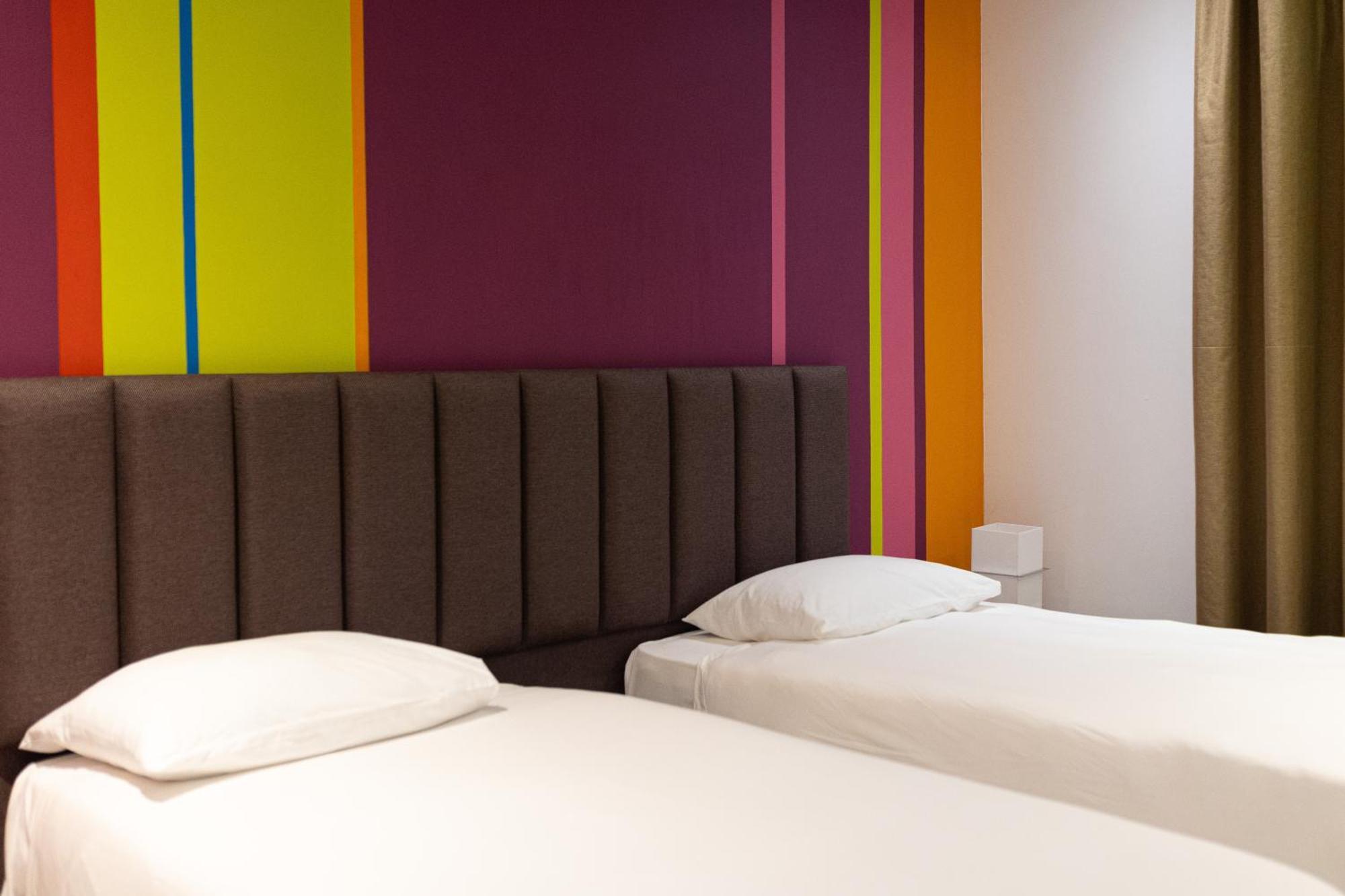 Ibis Styles Accra Airport Hotel Exterior photo